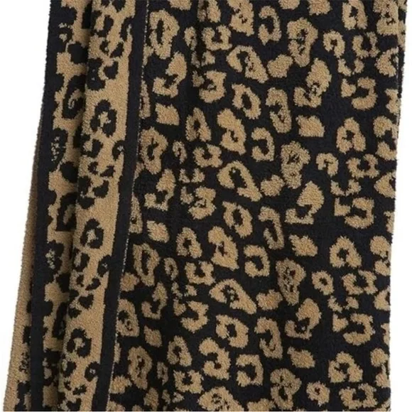 Barefoot Dreams Leopard Black and Tan Blanket 54” x 72” BNWT - Picture 4 of 8
